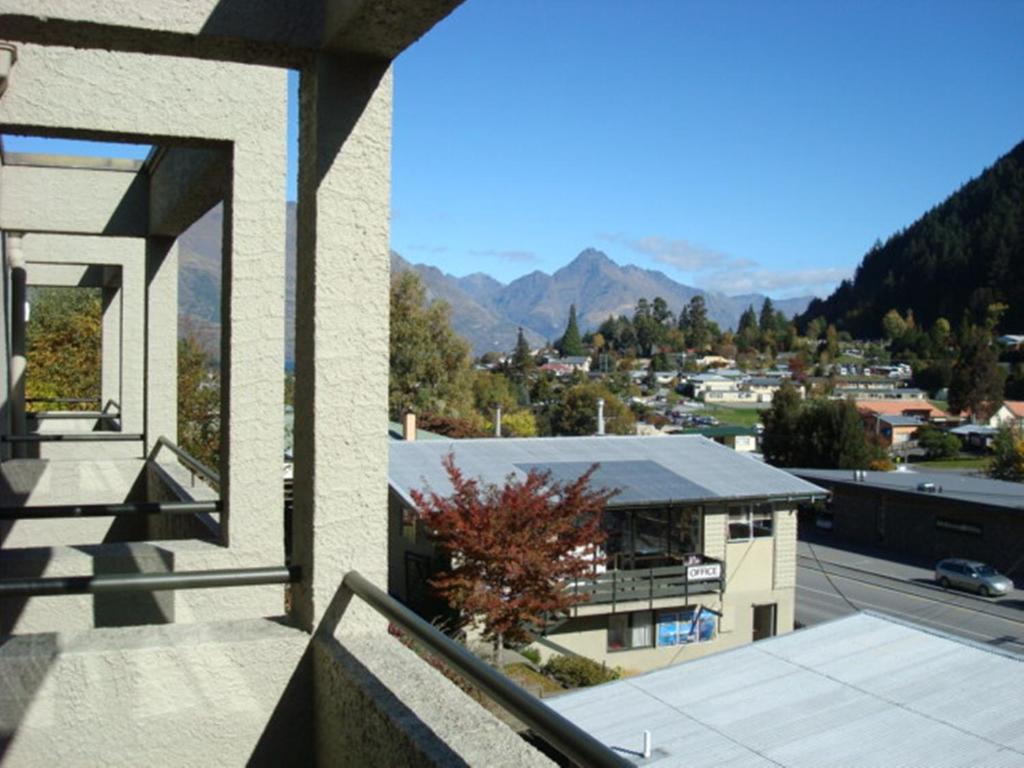 Abba Court Motel Queenstown Exterior photo