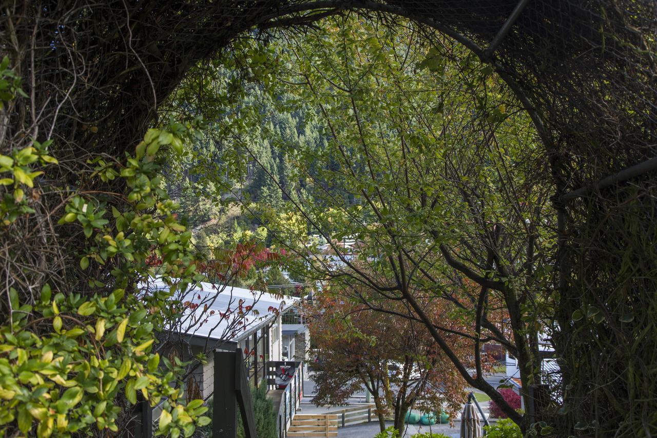 Abba Court Motel Queenstown Exterior photo